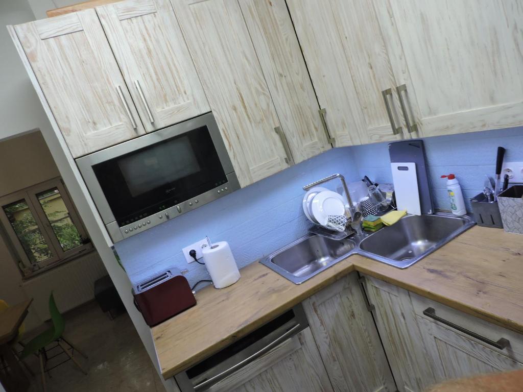 Kuchyň nebo kuchyňský kout v ubytování Szepezd OAK villa