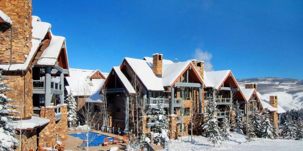 Bearpaw D1 condo