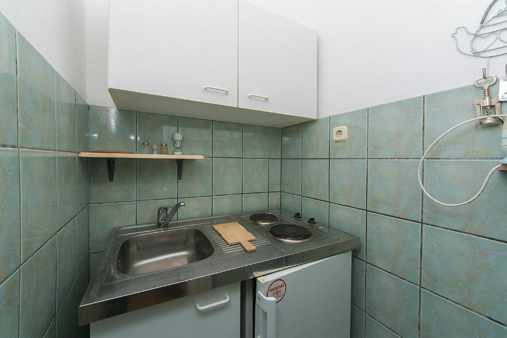 Kuchyň nebo kuchyňský kout v ubytování Apartments by the sea Podaca, Makarska - 516