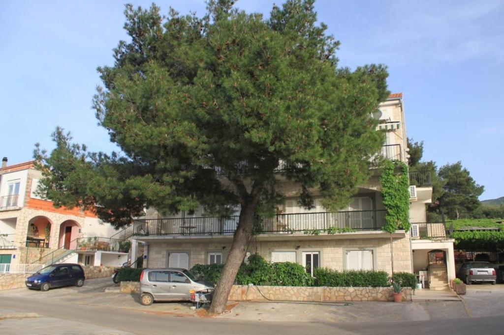 Fotografia z galérie ubytovania Apartments with a parking space Jelsa, Hvar - 538 v destinácii Jelsa
