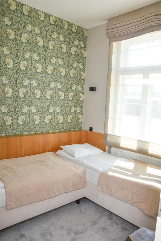 Hotel Nihil Novi - Quadruple Room With Balcony