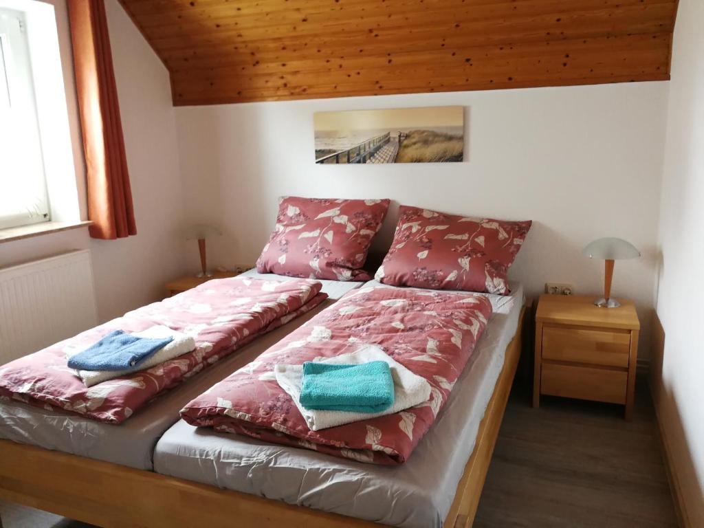 Postel nebo postele na pokoji v ubytování Taubennest