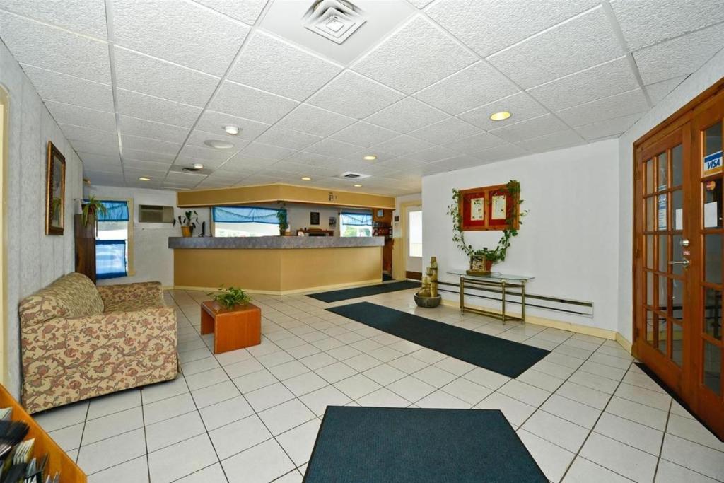 Travelers Inn - Salle De Roi