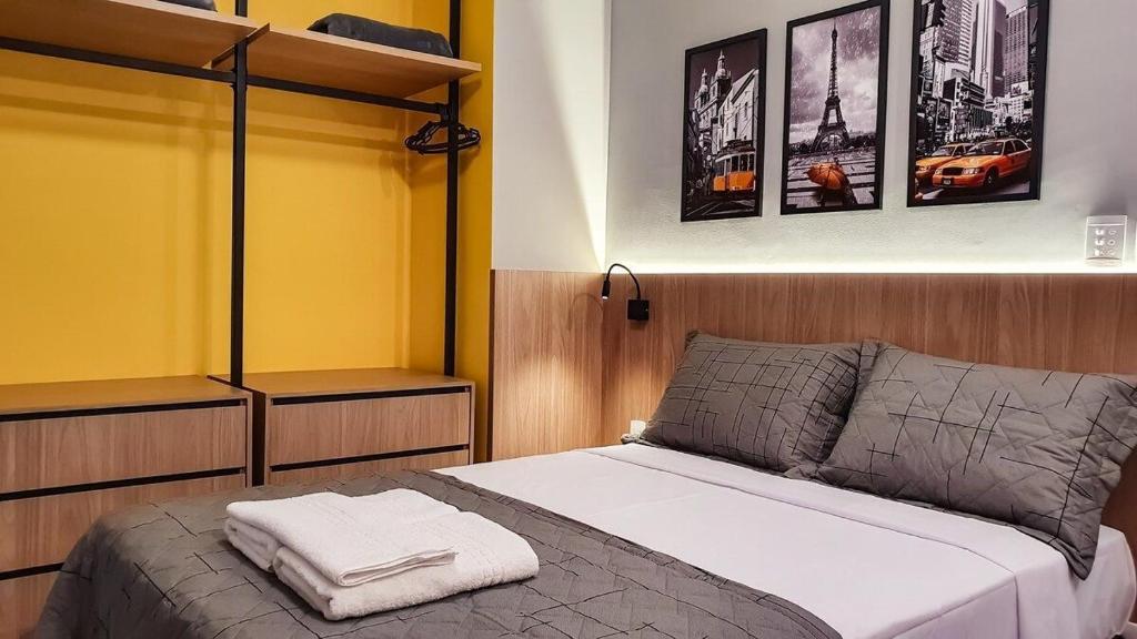 Ένα ή περισσότερα κρεβάτια σε δωμάτιο στο Nova Aliança 103-wifi-estacionamento-3 hóspedes