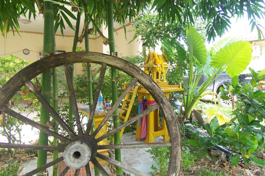 Zahrada ubytování Phuket Airport Overnight Hotel