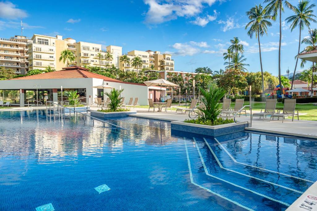 Bazén v ubytování Best Western Jaco Beach All Inclusive Resort nebo v jeho okolí