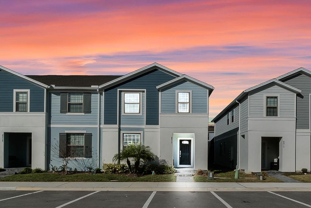 Budova, kde se prázdninový dům nachází