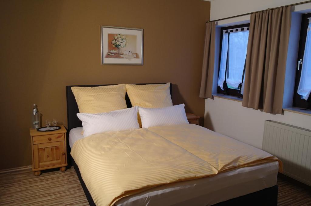 Heidehotel Jagdhof Dobra GmbH - Apartamento De Dos Dormitorios