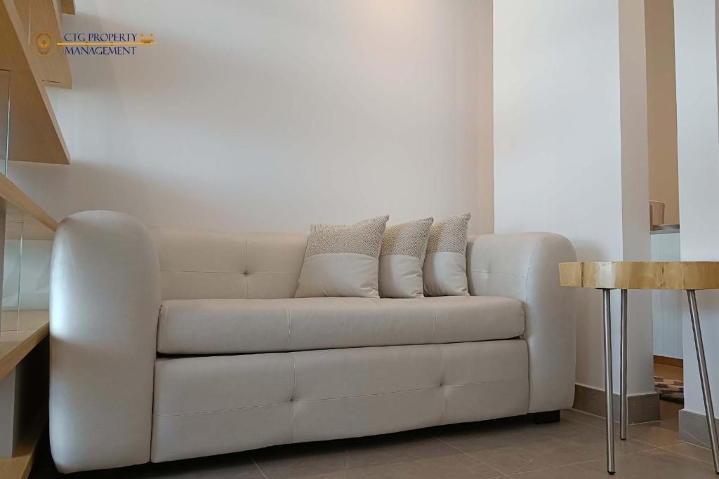 Distrito 90 - Estudios y Apartamentos para vacaciones y viajes de negocio - Estudio Con Sofá Cama
