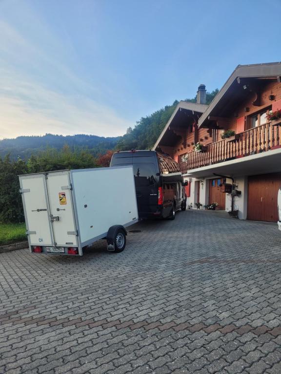 Nespecifikovaný výhled na hory nebo výhled na hory při pohledu z bed and breakfast