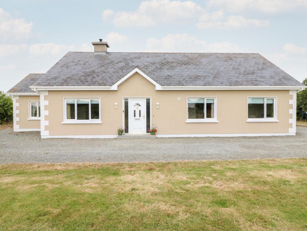 High Meadow House, Duncormick (updated prices 2024)