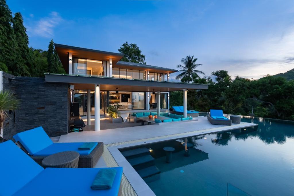Bazén v ubytování Villa Massimiliano Koh Samui nebo v jeho okolí