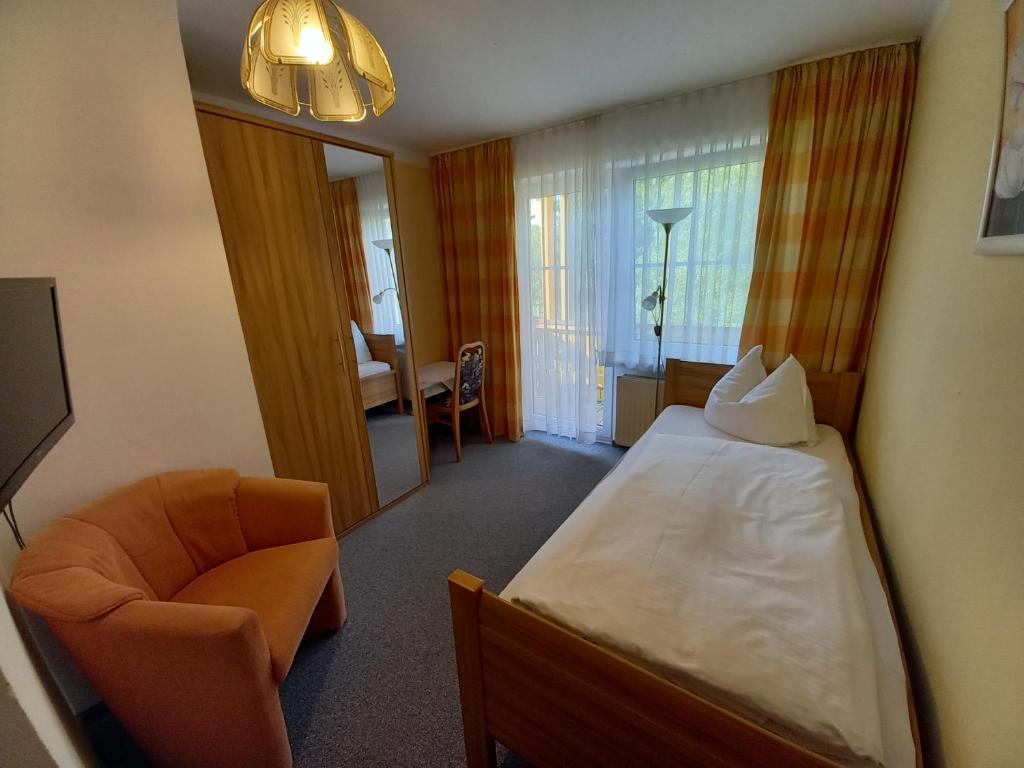 Postel nebo postele na pokoji v ubytování Lallinger Hof