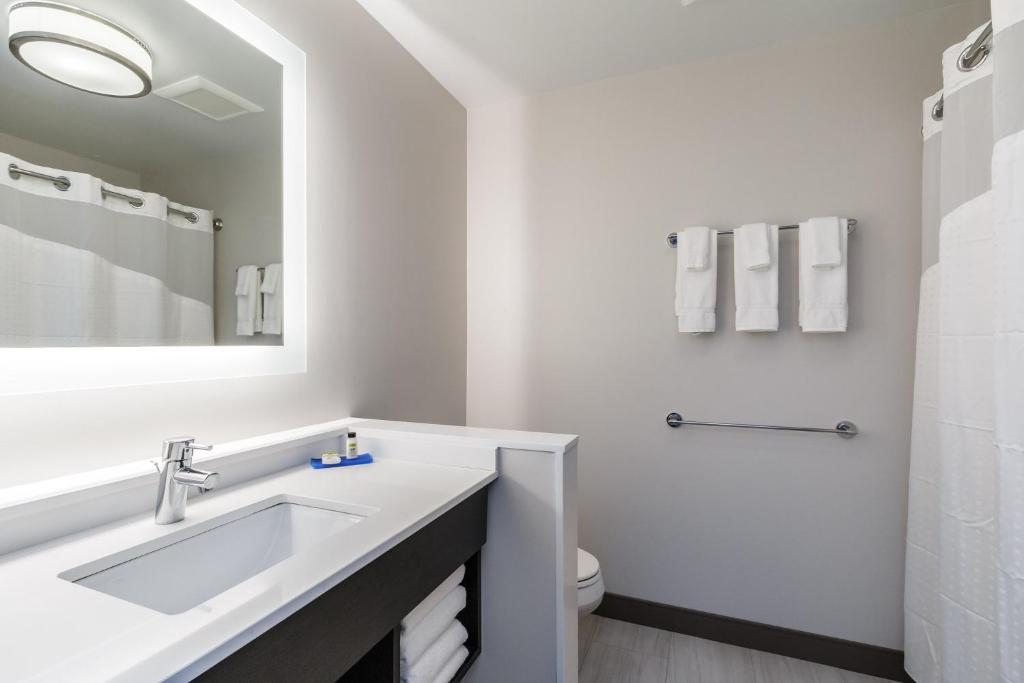 Holiday Inn Express & Suites- South Bend Casino by IHG - Chambre Standard Avec 2 Lits Queen-Size