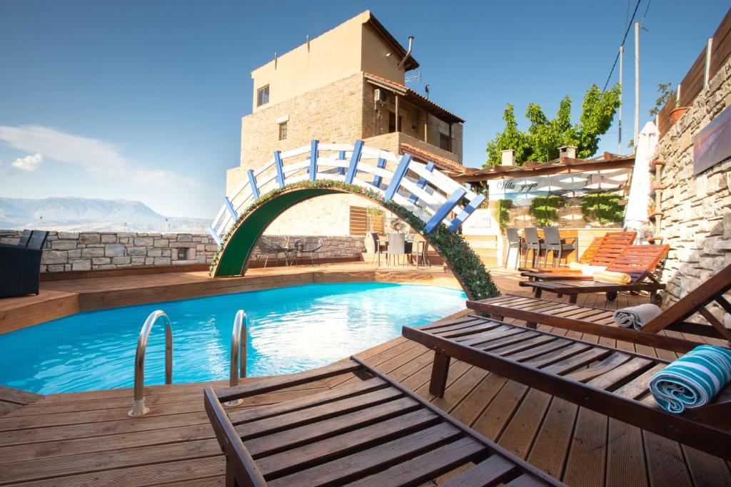 The swimming pool at or close to Villa Gogo offers privacy and pool