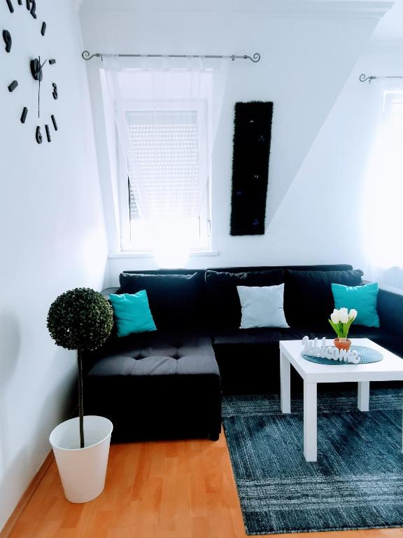 A seating area at Dani Home Apartman