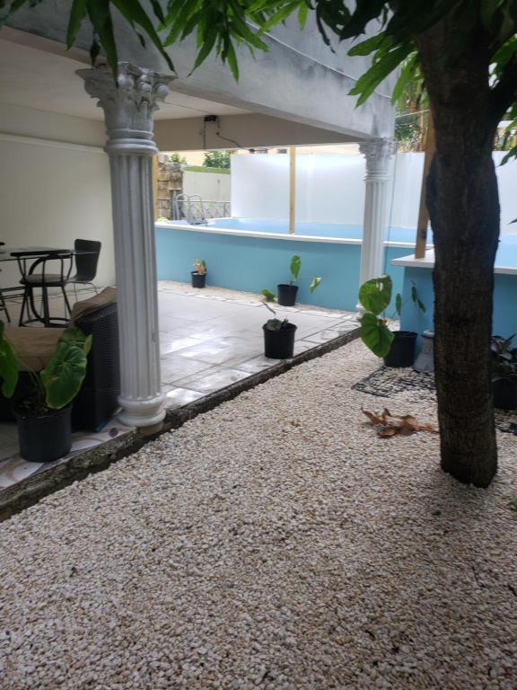 Bazén v ubytování Grace Garden Guesthouse by Eminence Ent nebo v jeho okolí