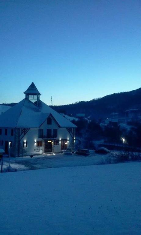 Nespecifikovaný výhled na hory nebo výhled na hory při pohledu z bed and breakfast