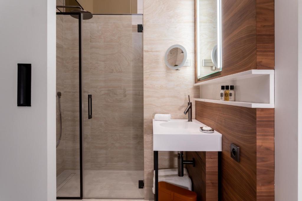 InterContinental Paris Champs Elysées Etoile by IHG - Resim 7