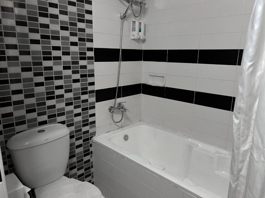 River Grand Hotel - Resim 22