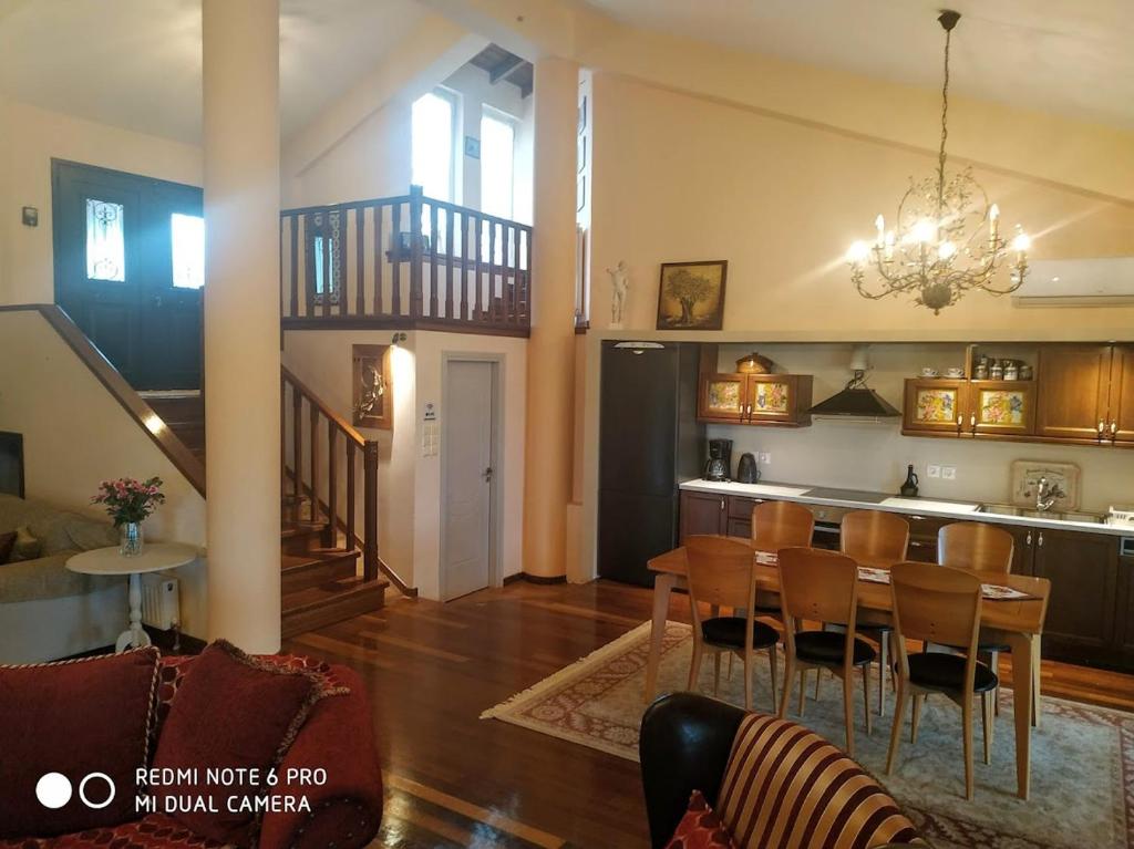 Villa Dioni - Housity
