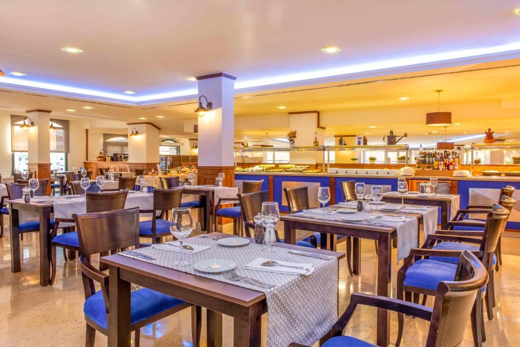Valentin Star Menorca - Adults Only, Cala n Bosch ...