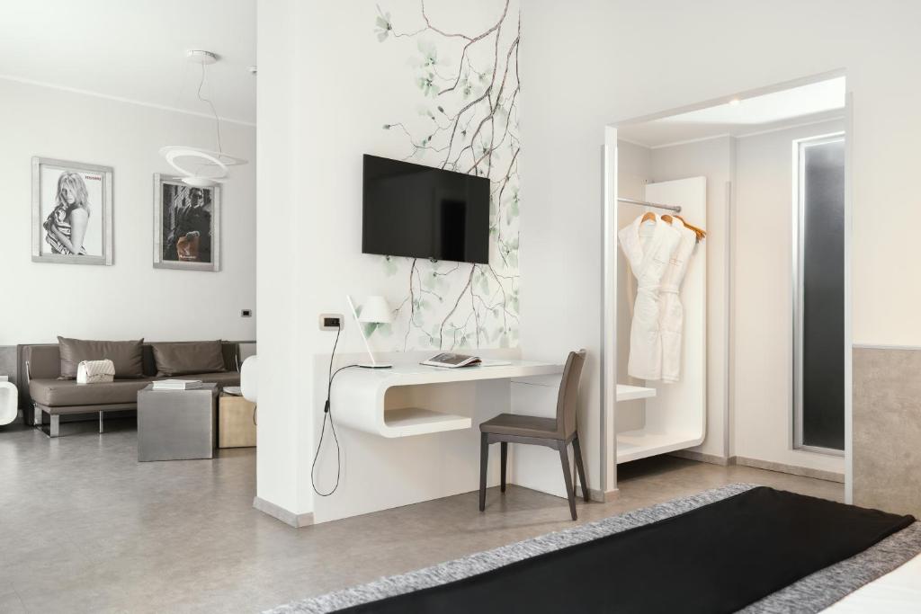 Montenapoleone Suites - Resim 17