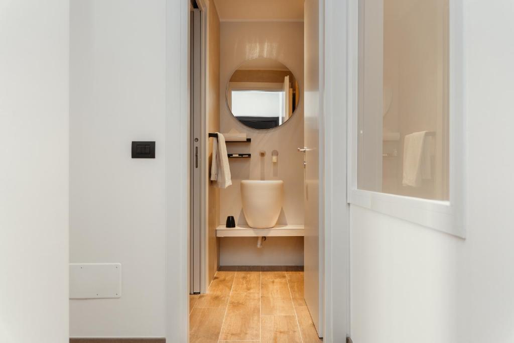 Montenapoleone Suites - Resim 35