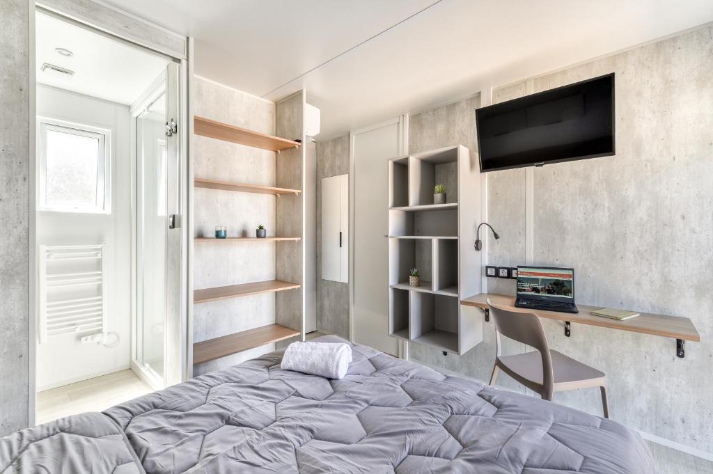 Camping maeva Escapades Les Cottages de Perpignan - Habitación Doble Con Baño Privado