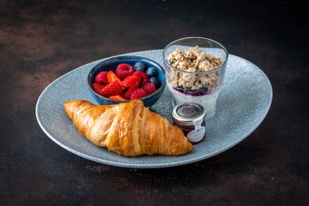 The Florentine - Resim 36