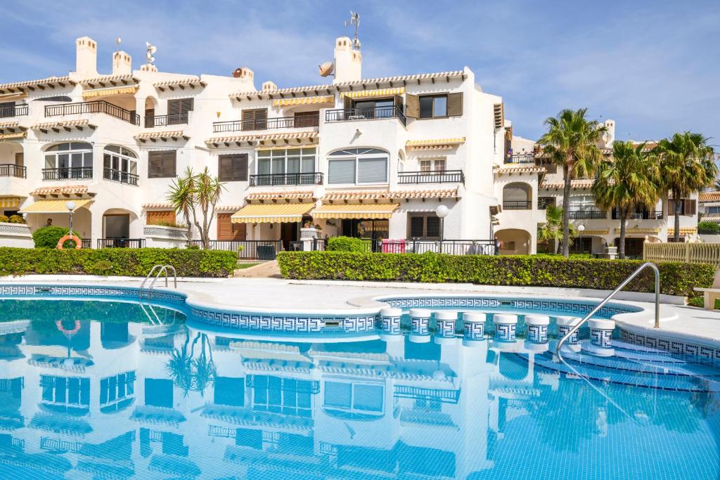 Penthouse Cabo Roig Sea View, Orihuela Costa (updated prices 2024)