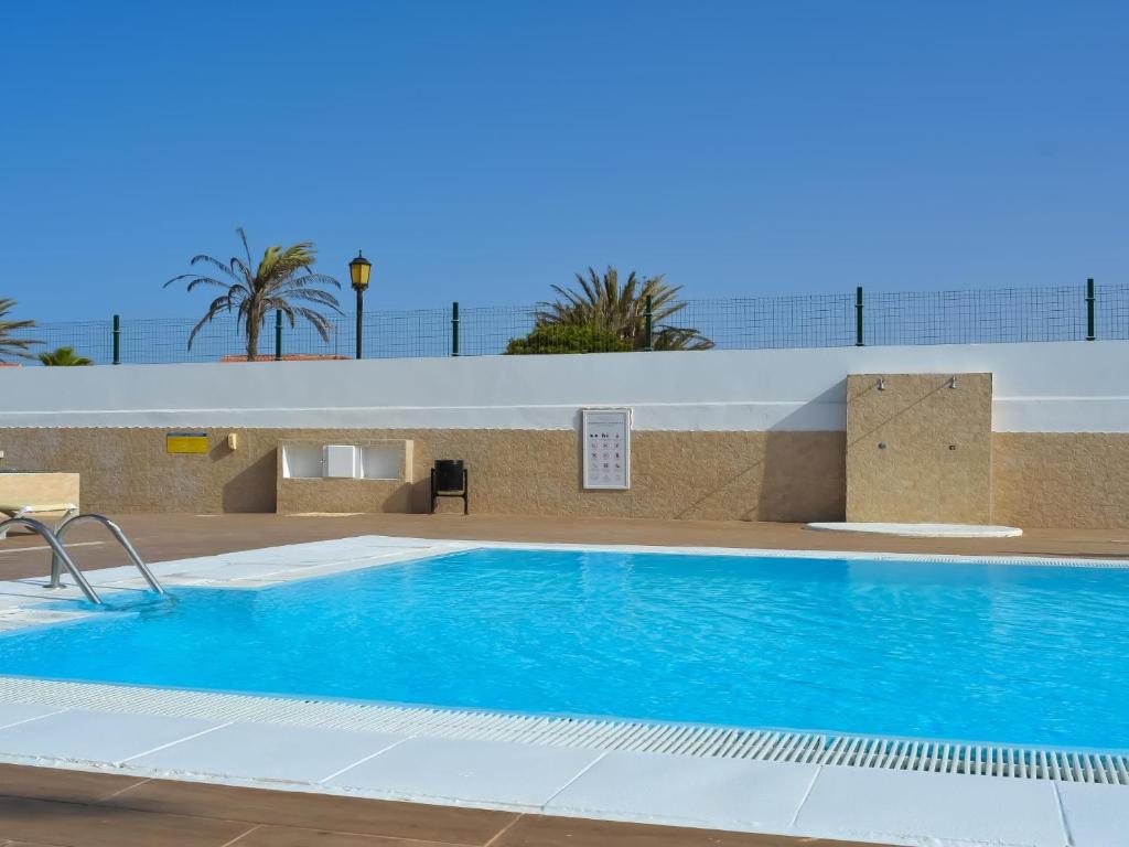 Bazén v ubytovaní Dunasol 341 by Best Holidays Fuerteventura alebo v jeho blízkosti