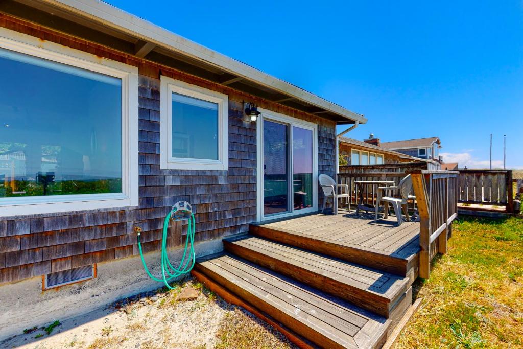 Bartlett's Beach House MCA 374, Manzanita (updated prices 2024)