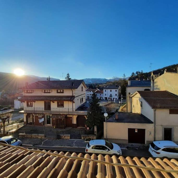 Nespecifikovaný výhled na hory nebo výhled na hory při pohledu z apartmánu