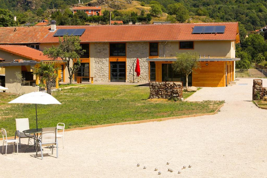 Budova, v ktorej sa ubytovanie bed & breakfast nachádza