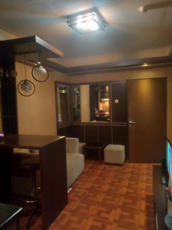 Apartemen Gateway Cicadas pemandangan Kota Pegunungan BY Sarana Cipta Mahakarya - Hizvo