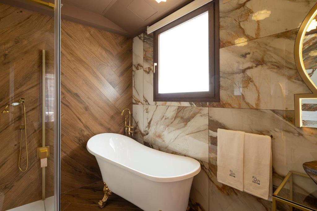 Koupelna v ubytování Palatina Concept Suites