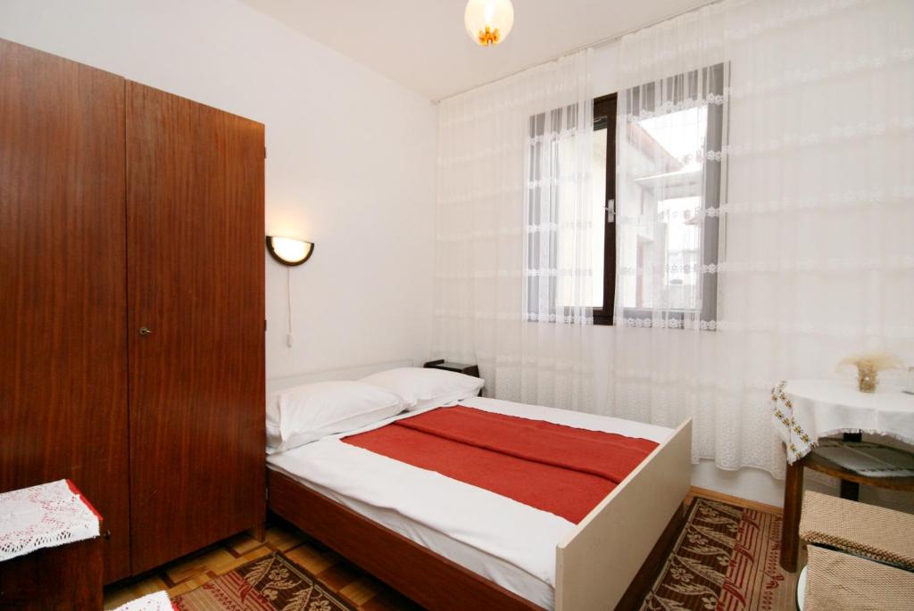 Fotografie z fotogalerie ubytování Double Room Novi Vinodolski 2350b v destinaci Novi Vinodolski