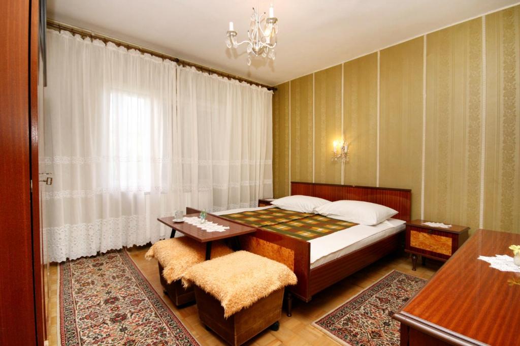 Fotografia z galérie ubytovania Apartments and rooms with parking space Novi Vinodolski - 2350 v Novom Vindolskom