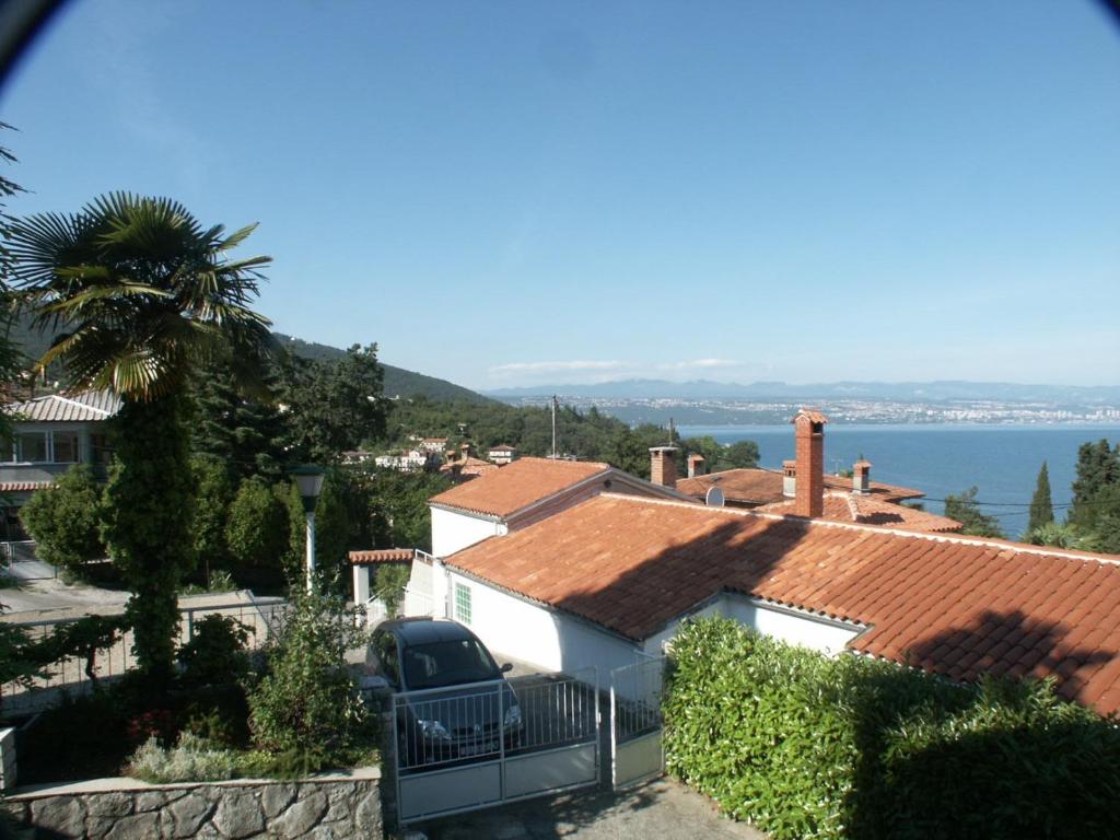 Zdjęcie z galerii obiektu Apartments with a parking space Ika, Opatija - 2345 w mieście Ika