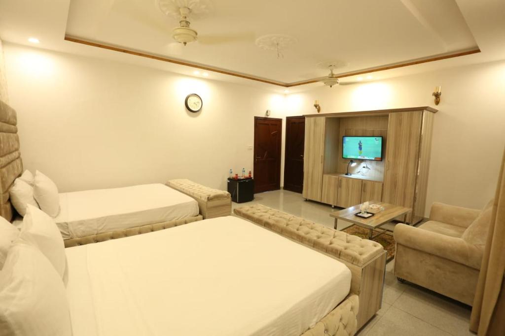 Grand Swiss Hotel&Apartment Lahore - Room De Deluxe King