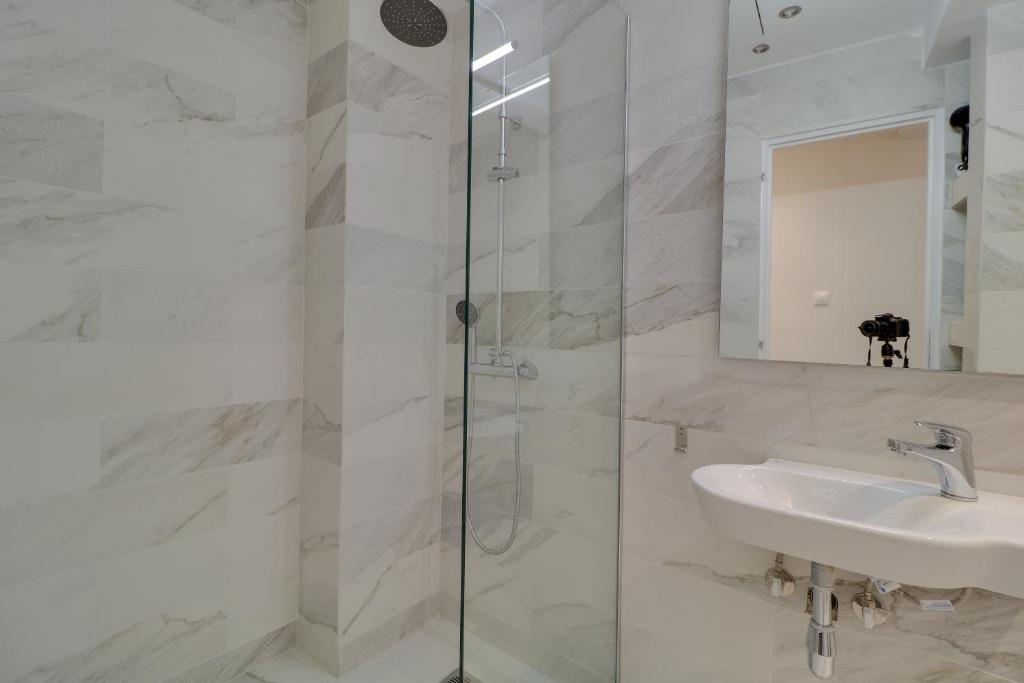 AthINN Residence - Resim 22