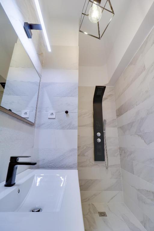 AthINN Residence - Resim 15