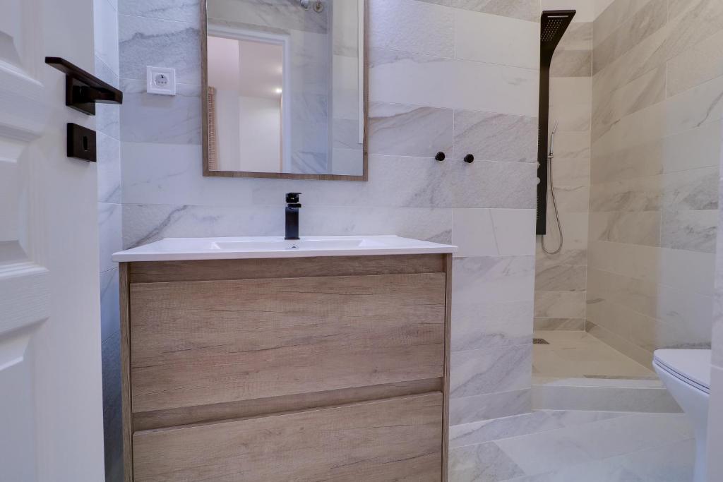 AthINN Residence - Resim 14