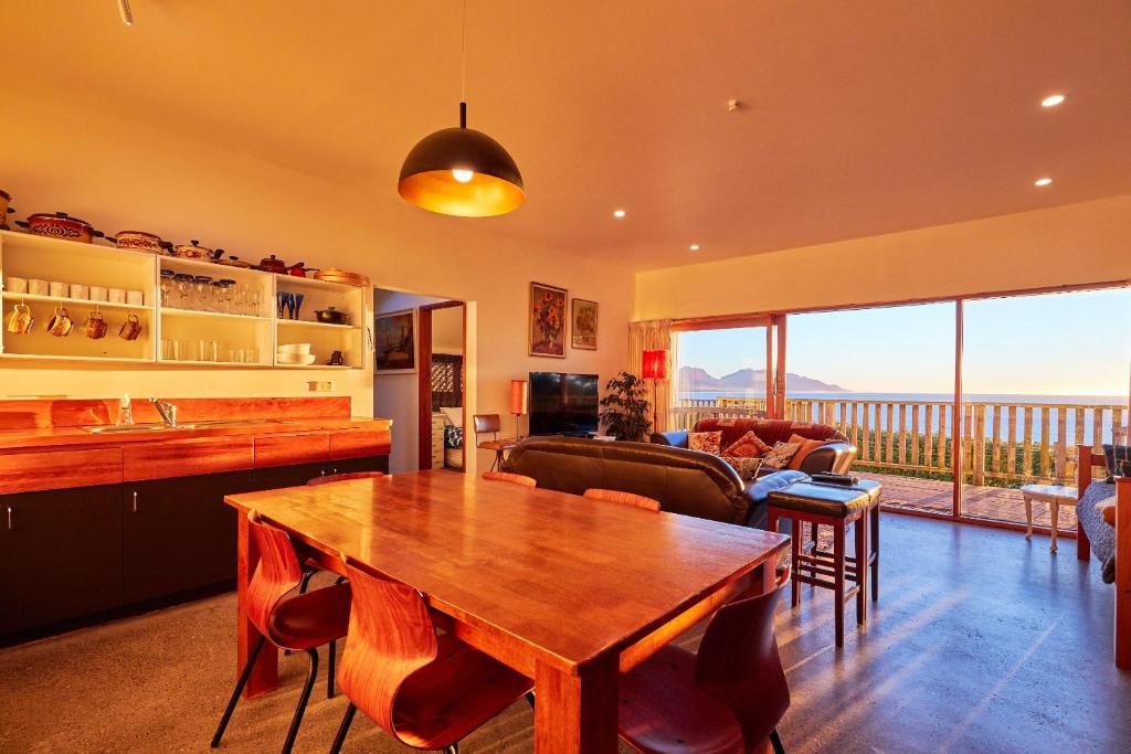 A Room With a View - Resim 34