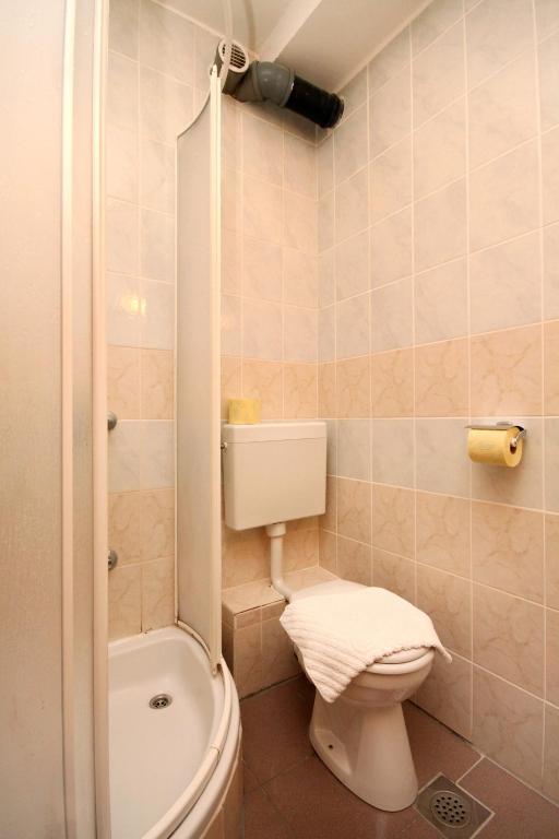 Koupelna v ubytování Apartment Slano 2682c