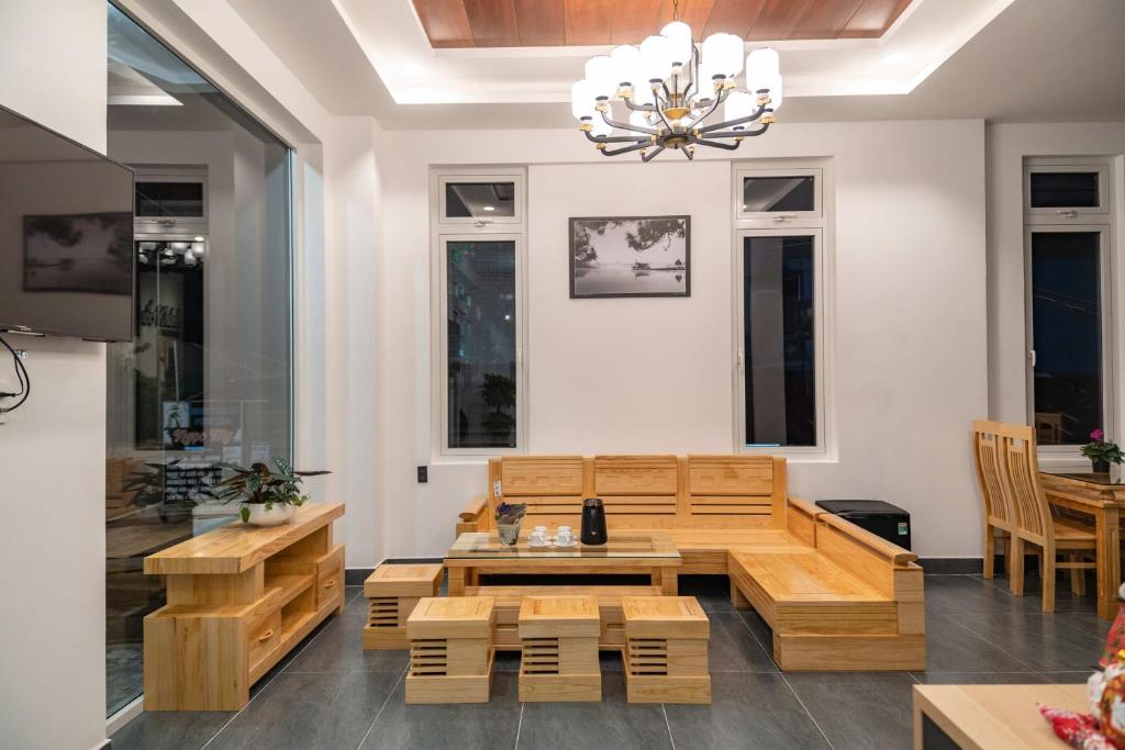Posezení v ubytování Quốc Khánh Condotel