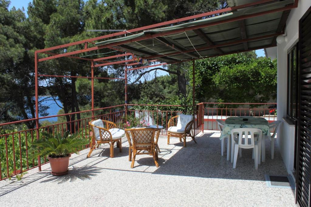 Balkón alebo terasa v ubytovaní Apartments by the sea Mali Losinj (Losinj) - 2493