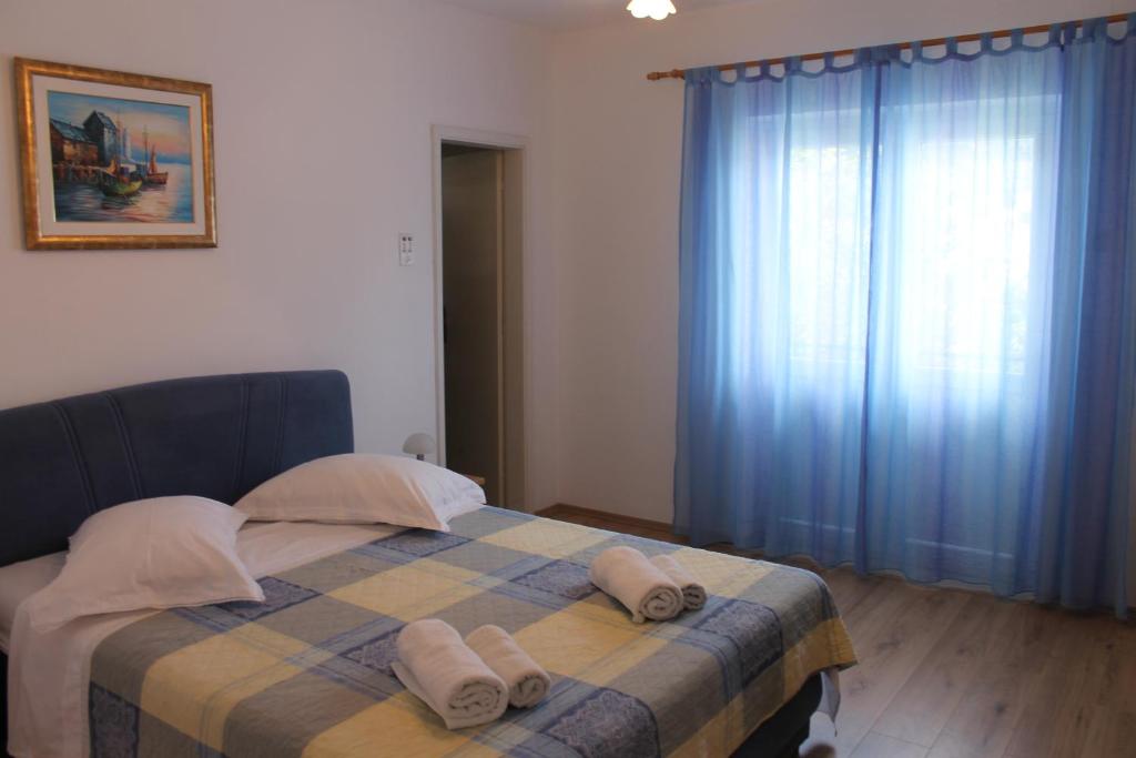 Fotografia z galérie ubytovania Apartments by the sea Baska Voda, Makarska - 2608 v destinácii Baška Voda