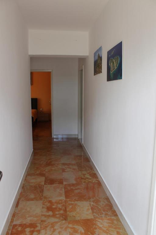 Fotografia z galérie ubytovania Apartments by the sea Baska Voda, Makarska - 2608 v destinácii Baška Voda